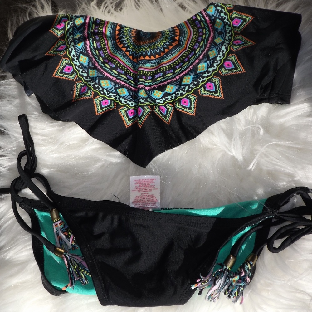 strapless bikini